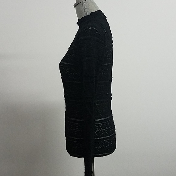 Beautiful lace long sleeve top - Picture 5 of 6